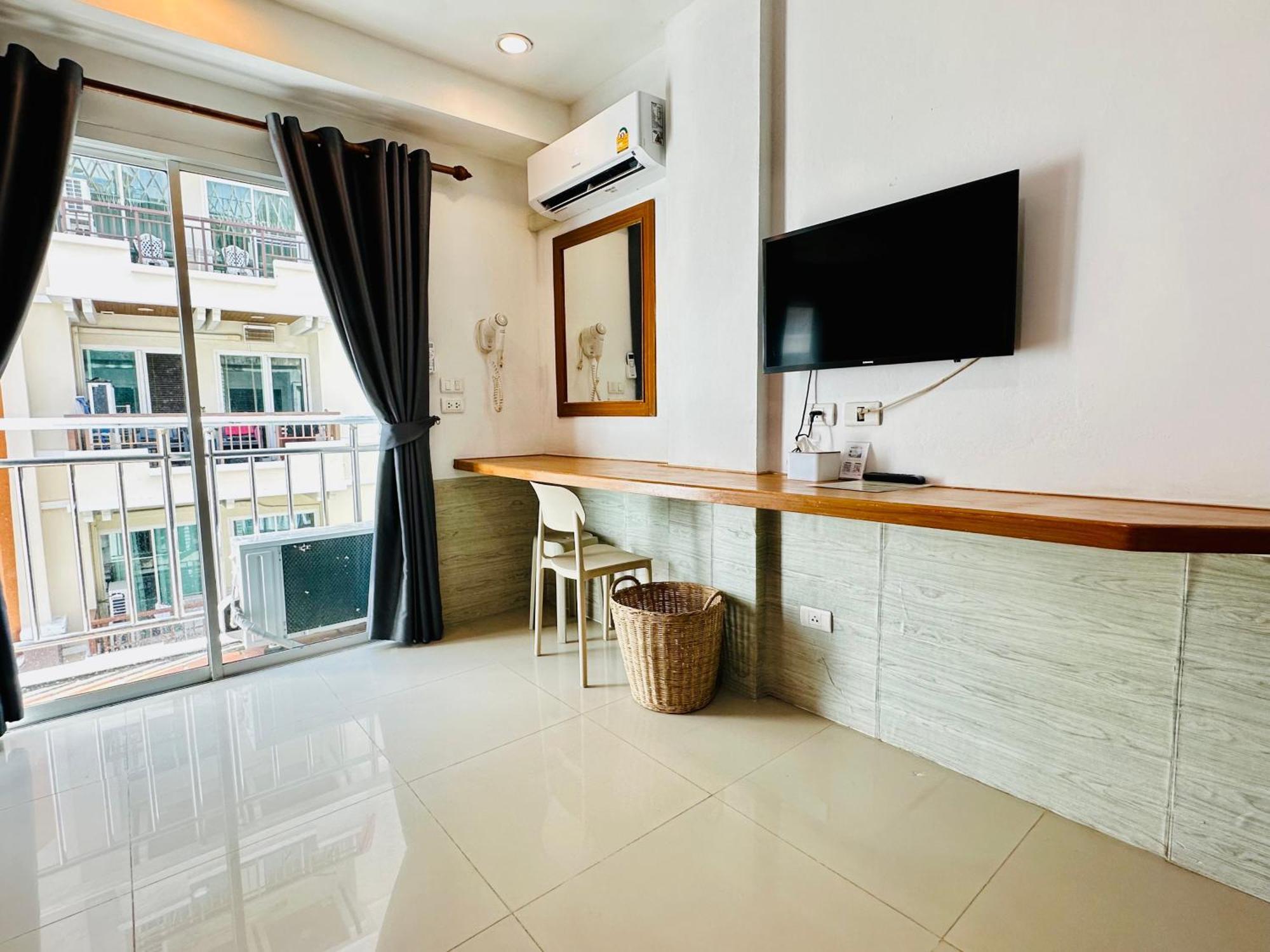Pj Patong Resortel Dış mekan fotoğraf
