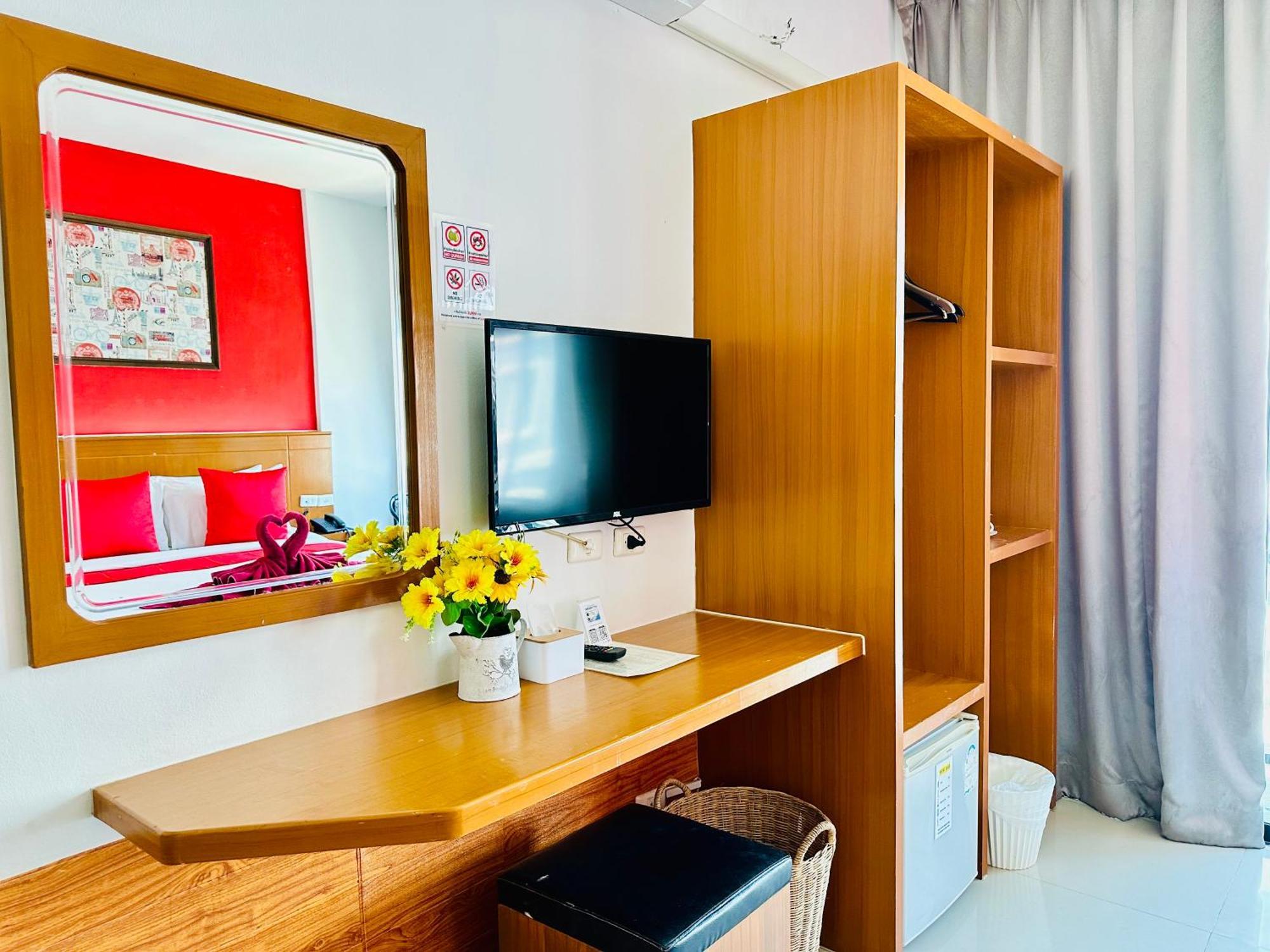 Pj Patong Resortel Dış mekan fotoğraf