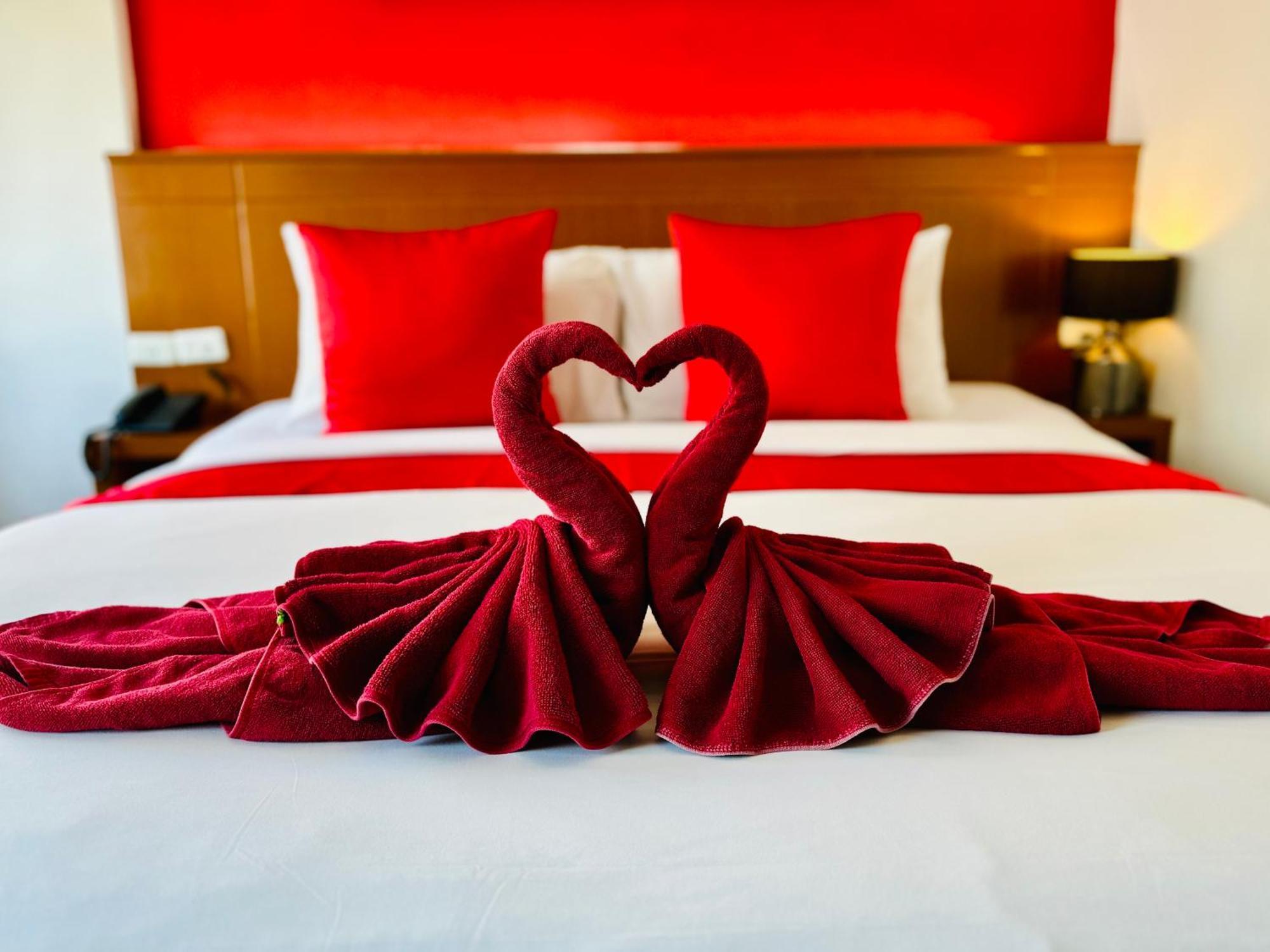 Pj Patong Resortel Dış mekan fotoğraf
